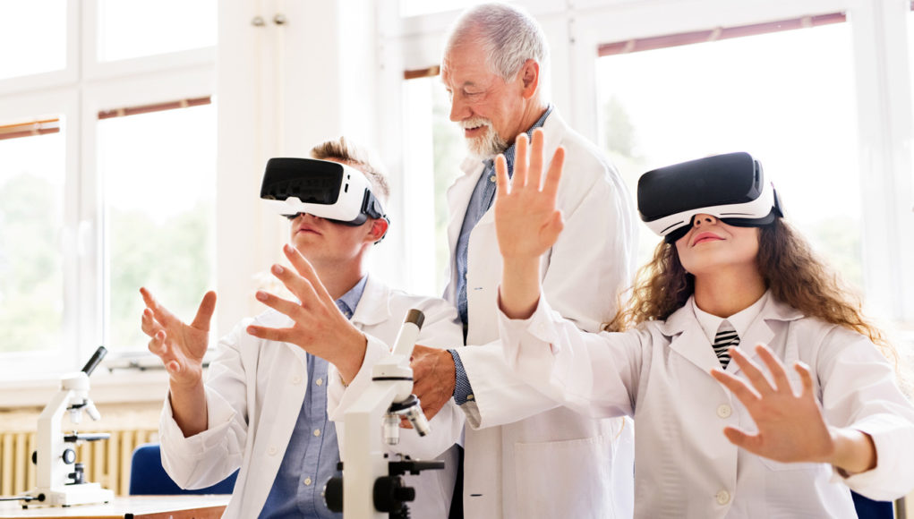Realidad virtual en las carreras del futuro